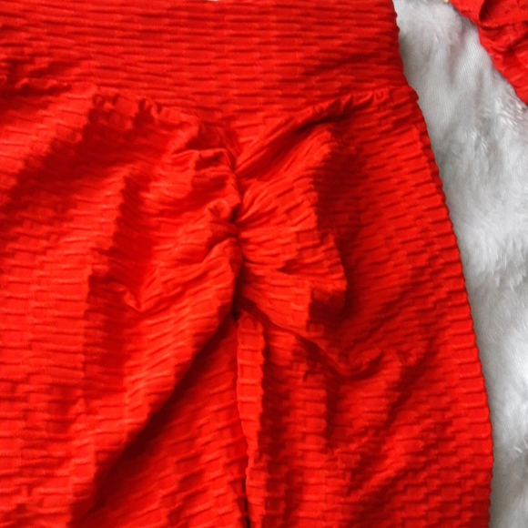 - Spandex NWT size s- yoga pants and top - Picture 5 of 5